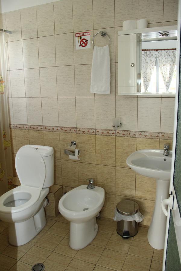 Hotel Italia Τίρανα Εξωτερικό φωτογραφία
