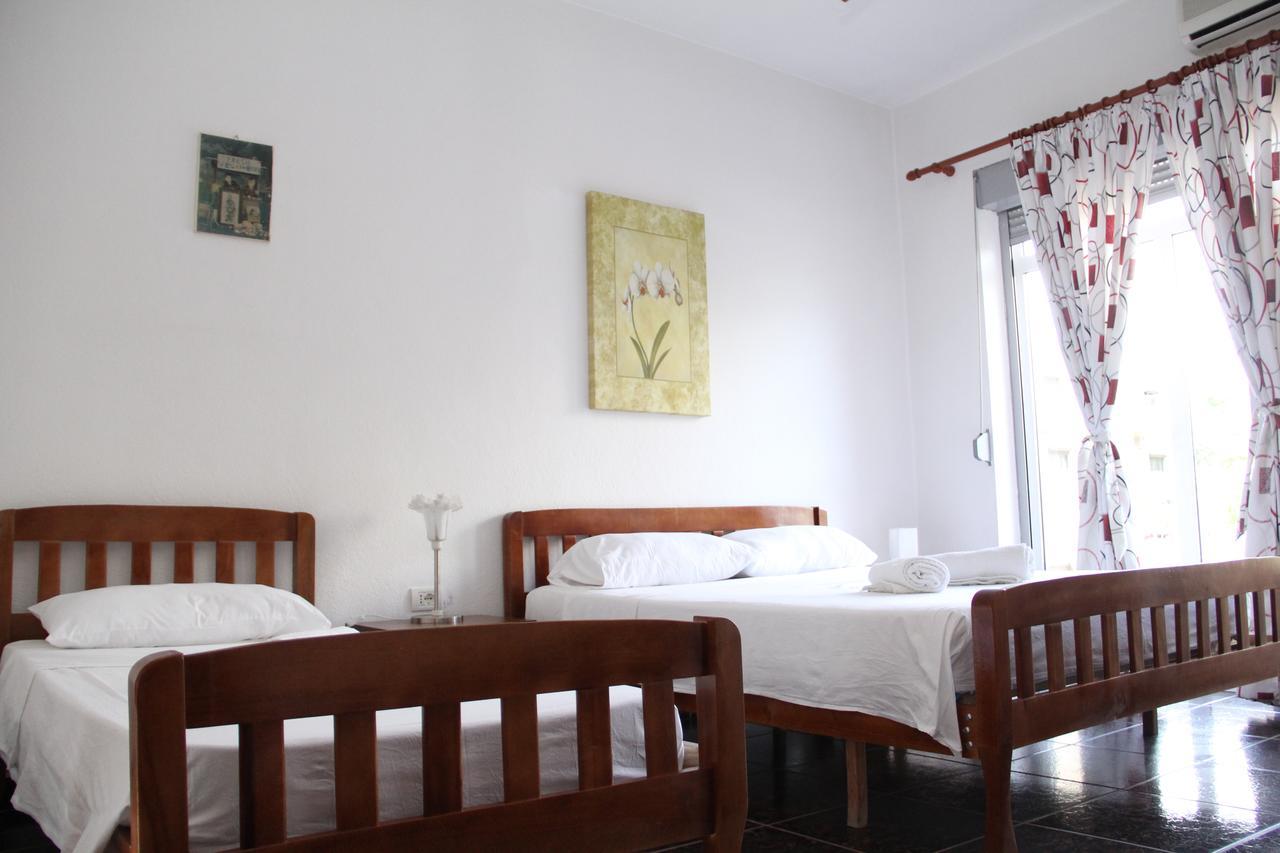 Hotel Italia Τίρανα Εξωτερικό φωτογραφία