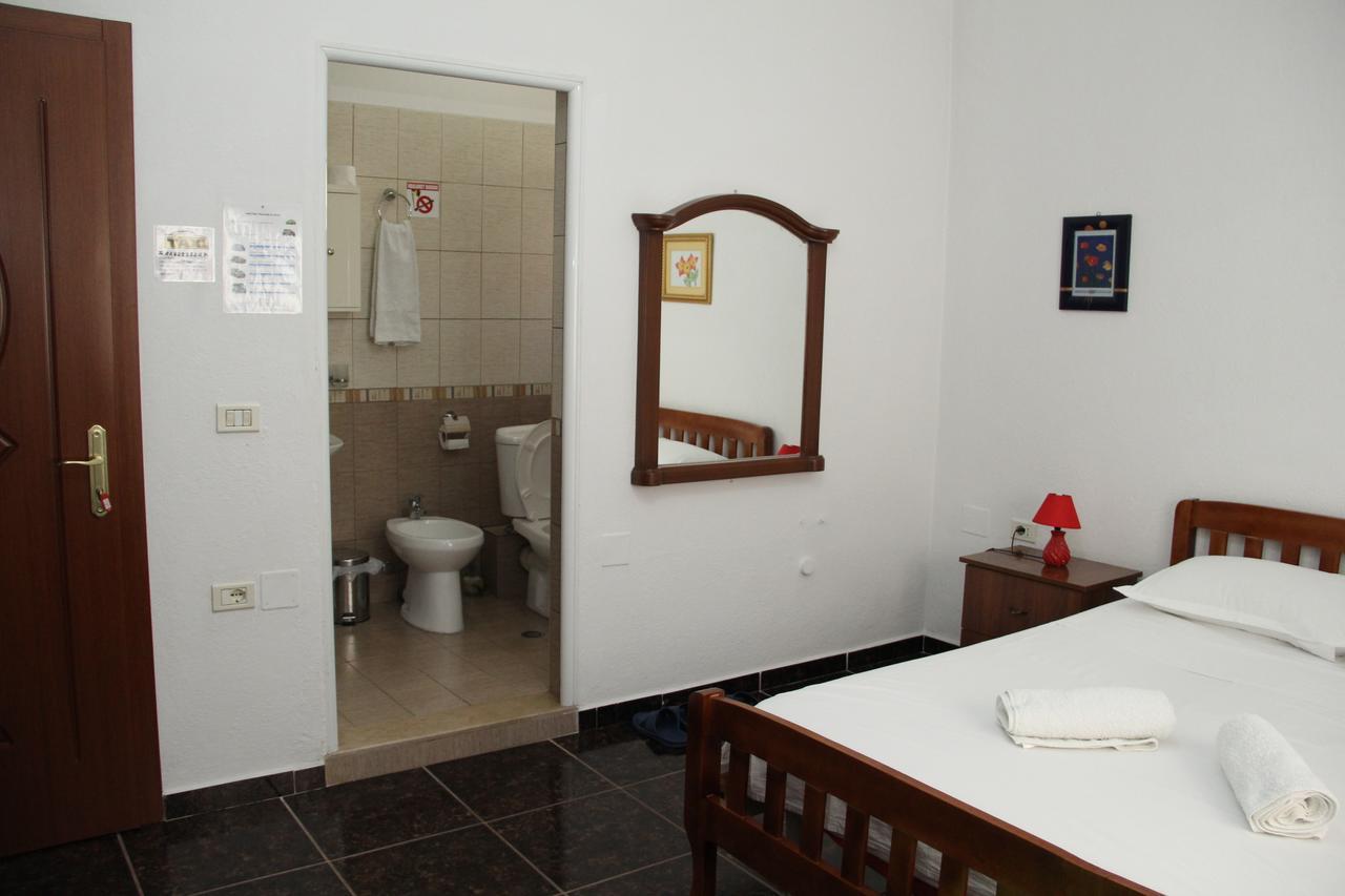 Hotel Italia Τίρανα Εξωτερικό φωτογραφία