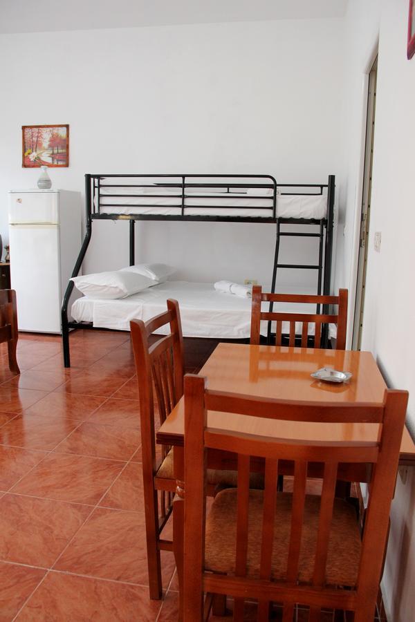 Hotel Italia Τίρανα Εξωτερικό φωτογραφία