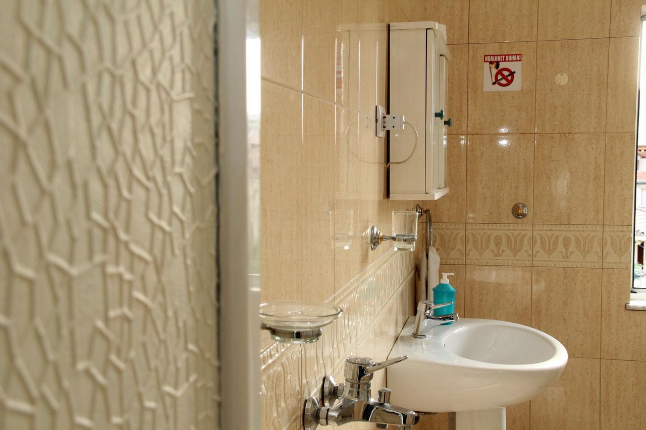Hotel Italia Τίρανα Εξωτερικό φωτογραφία
