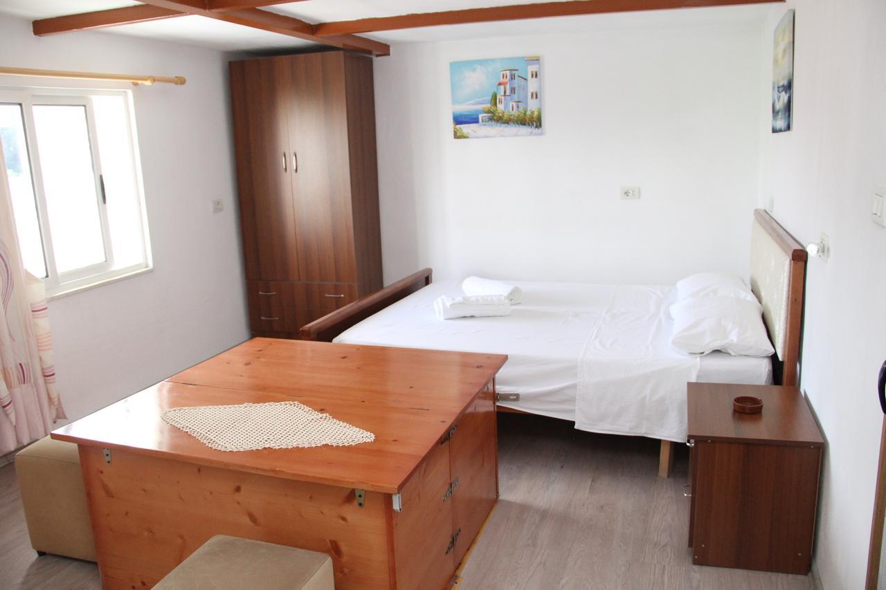 Hotel Italia Τίρανα Εξωτερικό φωτογραφία