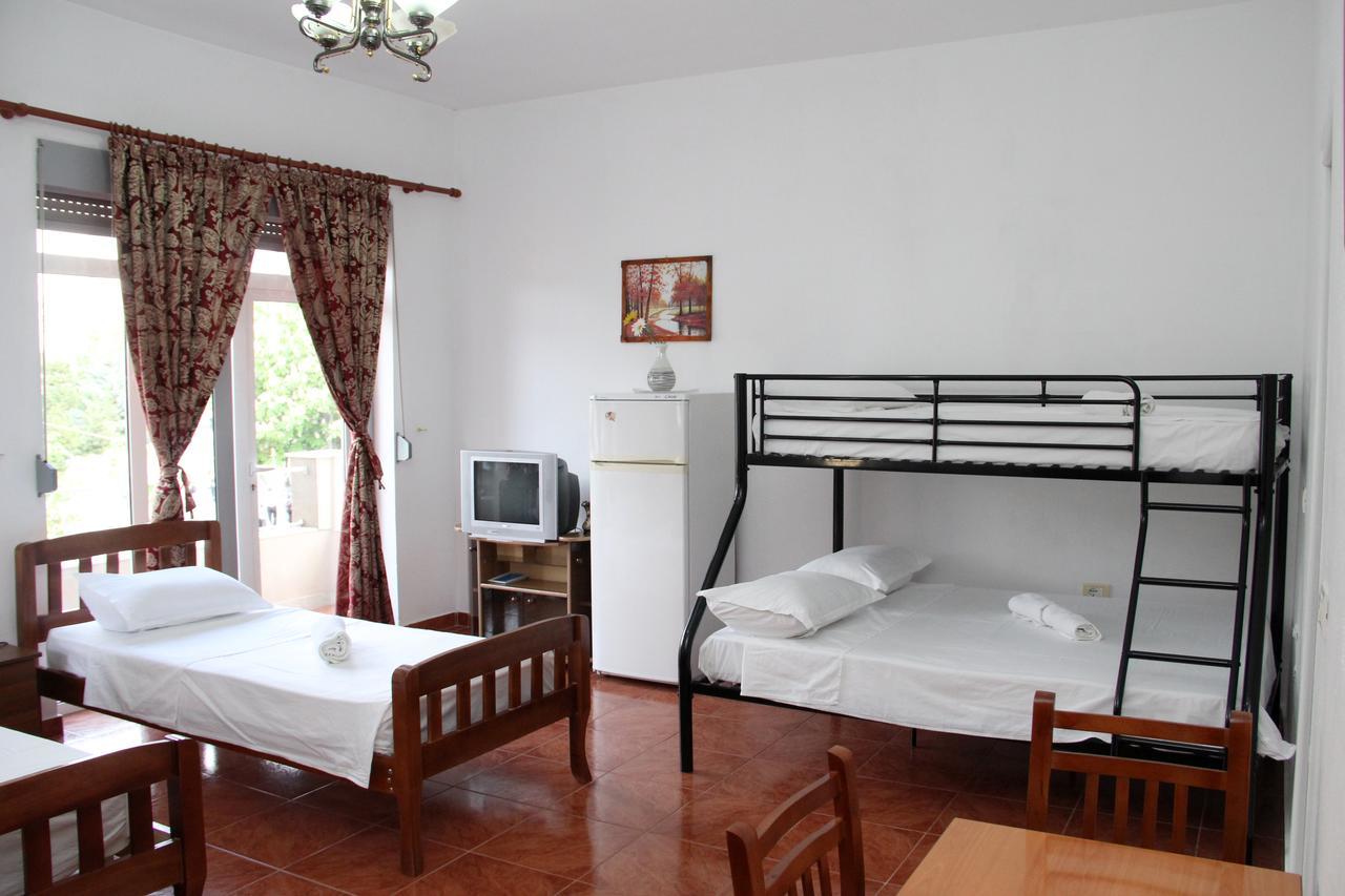Hotel Italia Τίρανα Εξωτερικό φωτογραφία