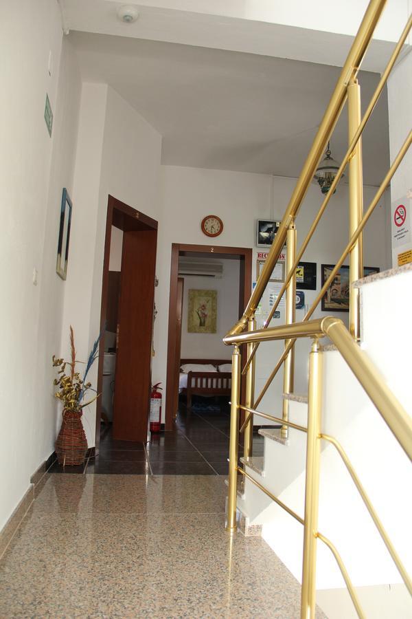 Hotel Italia Τίρανα Εξωτερικό φωτογραφία